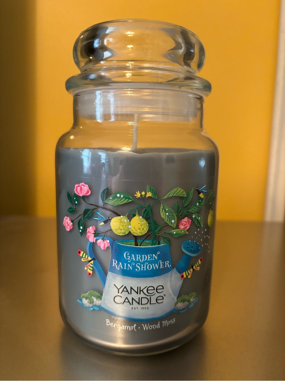 Rare & Hard to Find Yankee Candle Gray Jar with Garden Watering Can Label